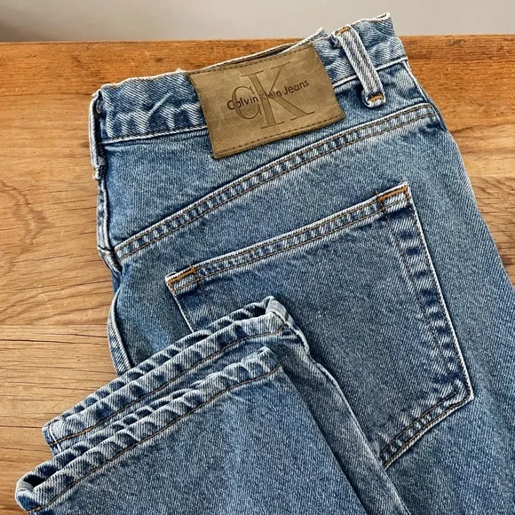 Vtg Calvin Klein Women's High Rise Straight Leg Jeans Mom Denim Medium Wash 12 - Picture 1 of 8